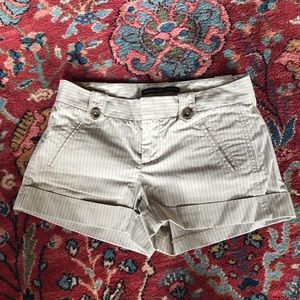 GAP shorts